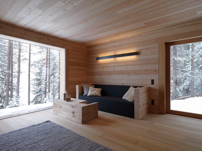 Деревянный домик в горах