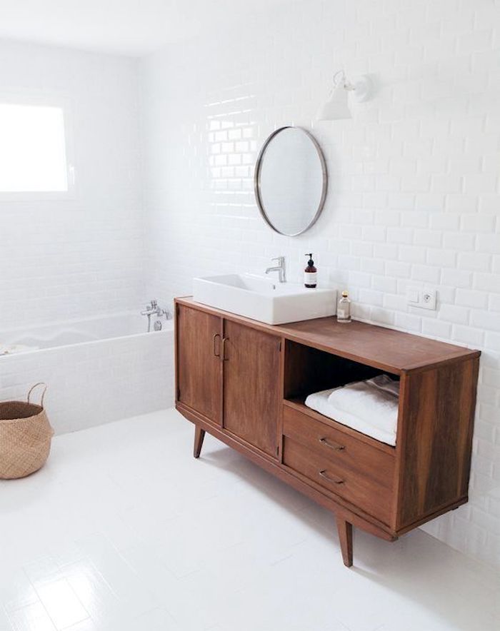 9 Гениальных способов преобразить скучную ванную комнату