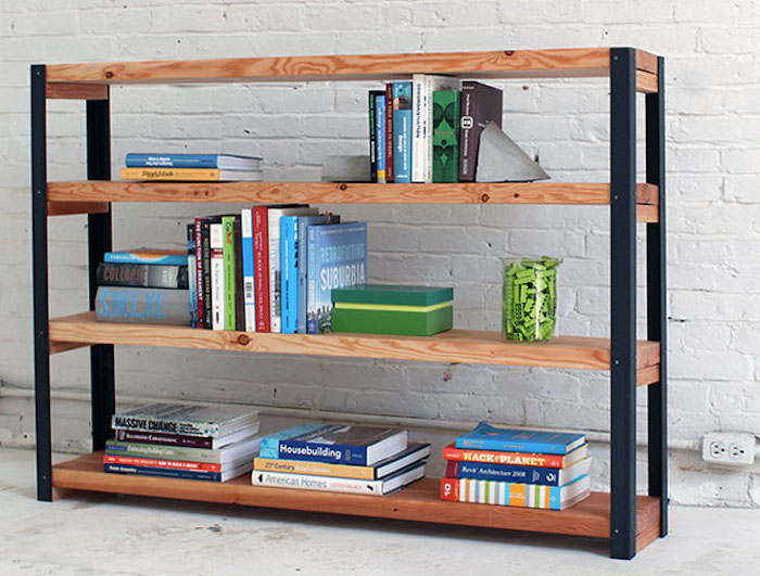 Книжный шкаф, изготовленный своими руками