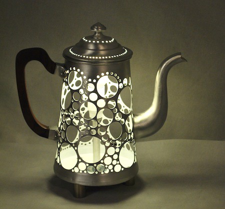 Лампа из старого чайника
