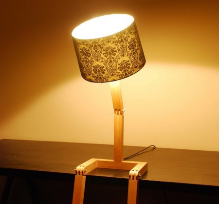Оригинальная сидячая лампа